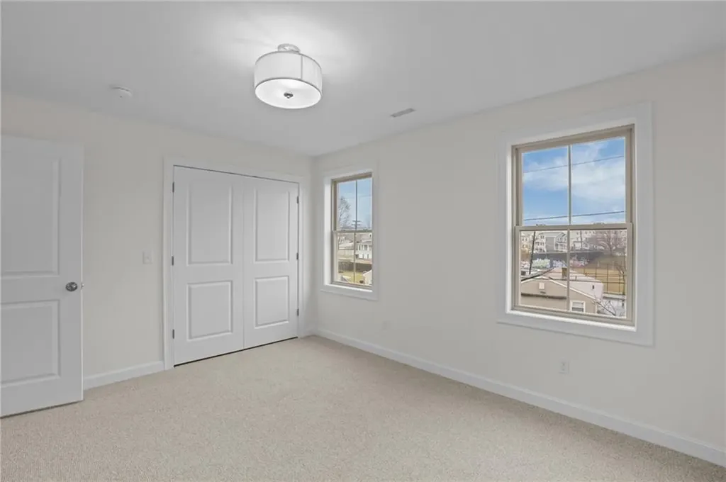 11 Stone Street Providence RI 02904