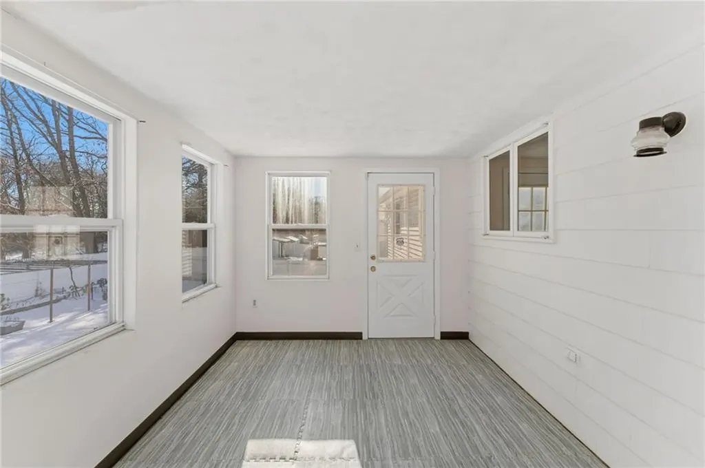 122 Rice Avenue East Providence RI 02914