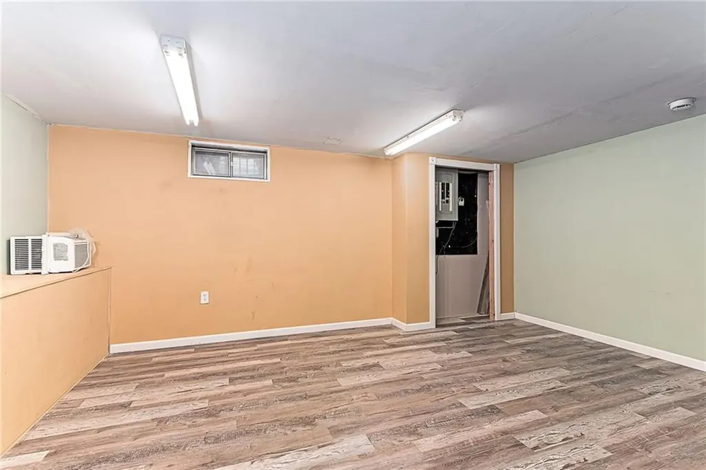 78 Barton Street Pawtucket RI 02860