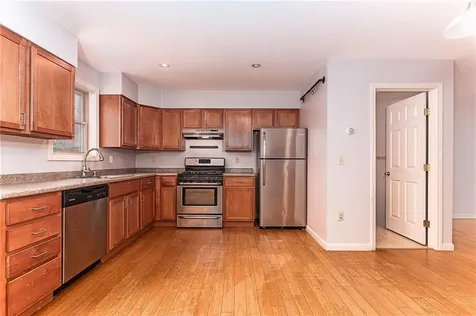 78 Barton Street Pawtucket RI 02860