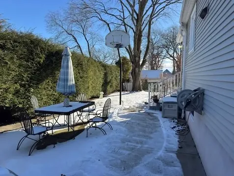 18 Fairmont Avenue Pawtucket RI 02860