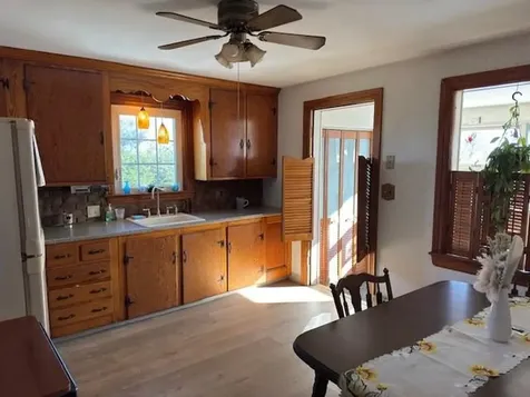 18 Fairmont Avenue Pawtucket RI 02860