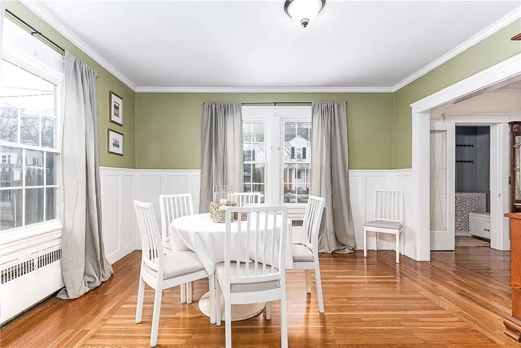 52 Parkside Drive Providence RI 02905