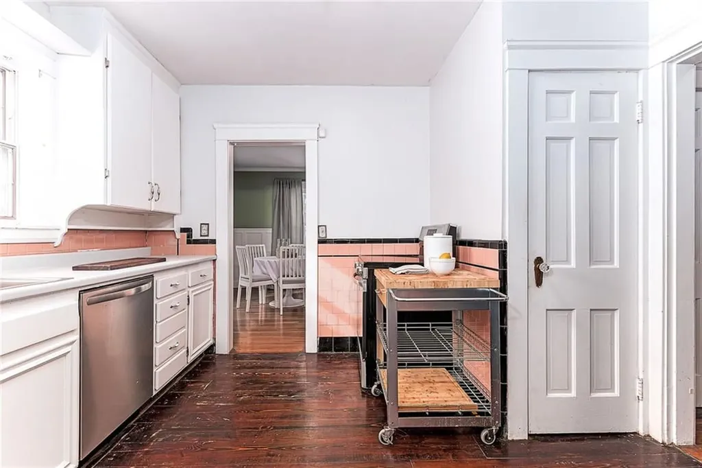 52 Parkside Drive Providence RI 02905