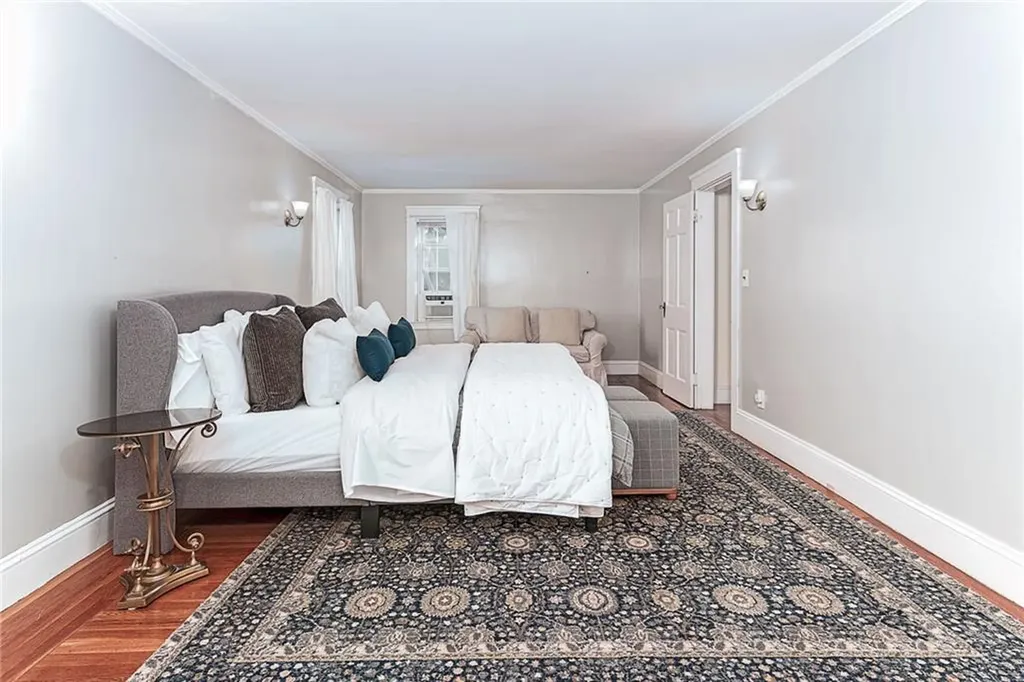 52 Parkside Drive Providence RI 02905