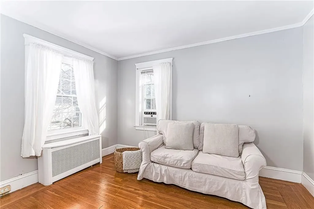 52 Parkside Drive Providence RI 02905