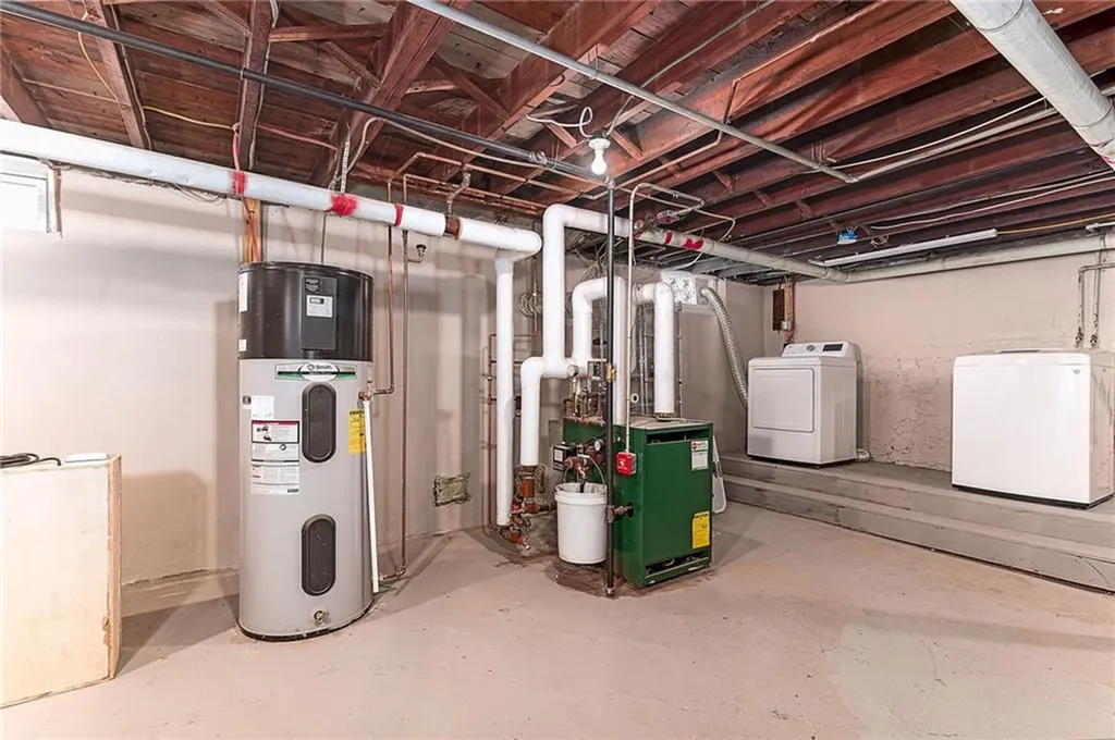 52 Parkside Drive Providence RI 02905