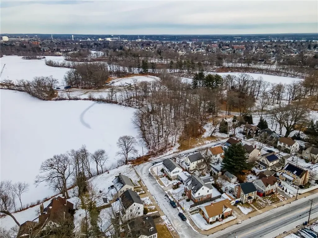 52 Parkside Drive Providence RI 02905