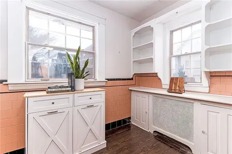 52 Parkside Drive Providence RI 02905