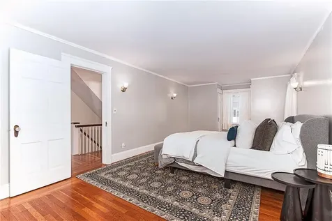 52 Parkside Drive Providence RI 02905