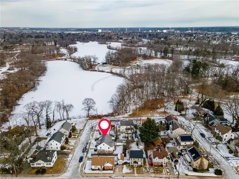 52 Parkside Drive Providence RI 02905