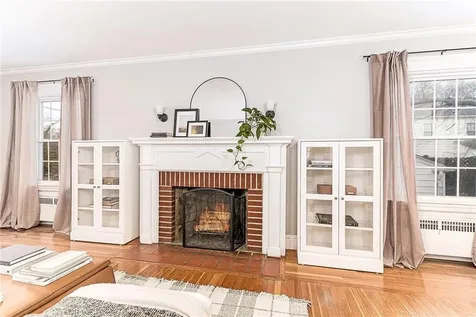 52 Parkside Drive Providence RI 02905