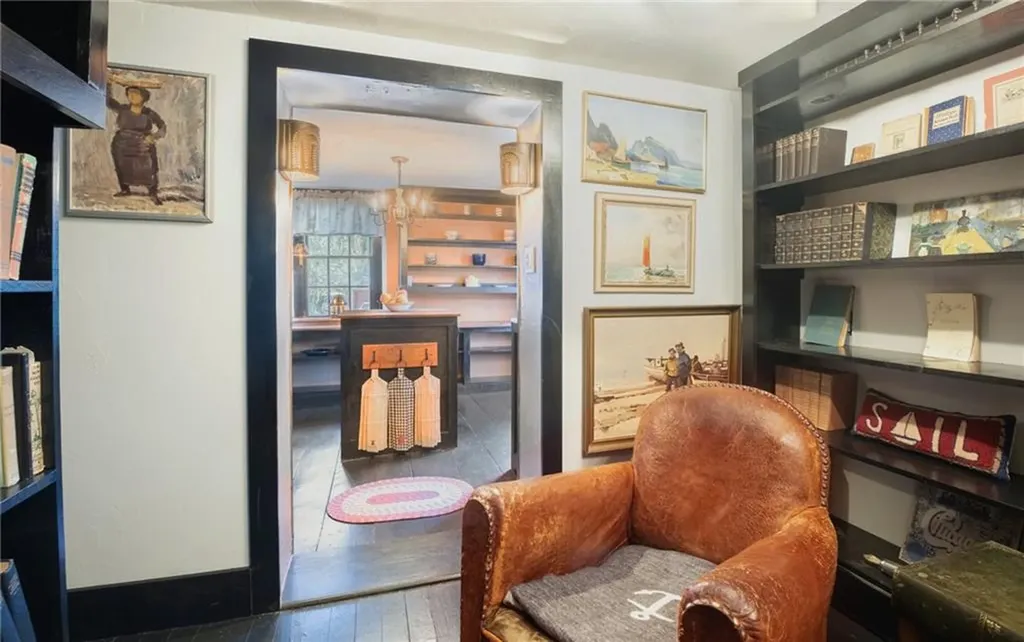 1724 South Road South Kingstown RI 02879