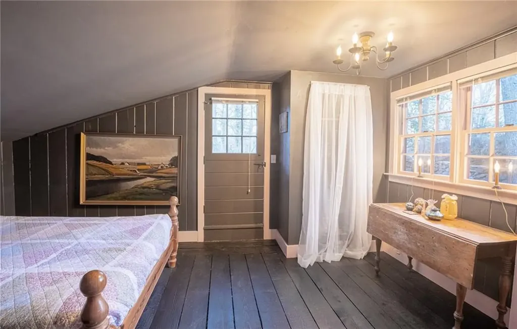 1724 South Road South Kingstown RI 02879