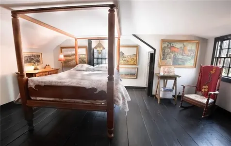 1724 South Road South Kingstown RI 02879