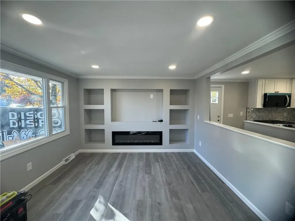 7 Michigan Avenue Warwick RI 02888