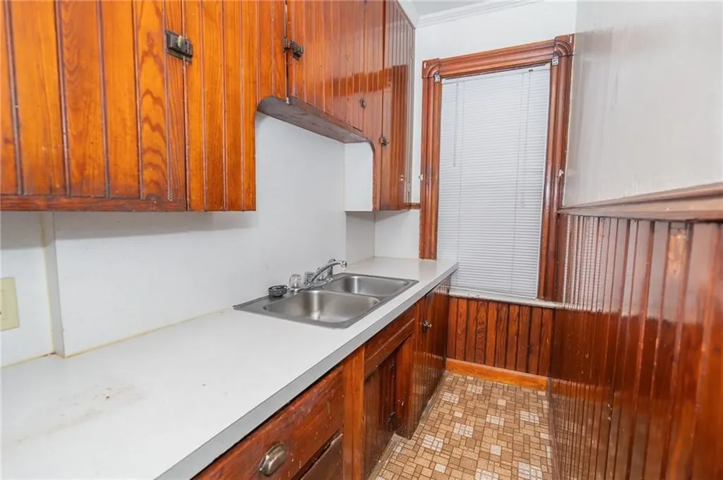 1060 1062 Park Avenue Woonsocket RI 02895