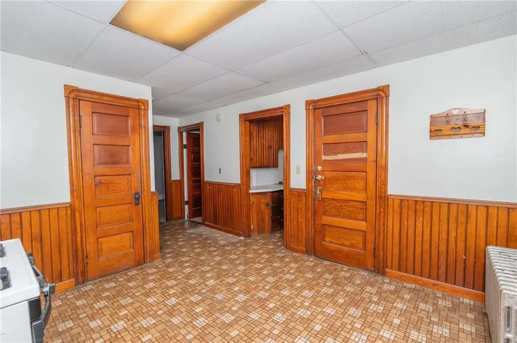 1060 1062 Park Avenue Woonsocket RI 02895