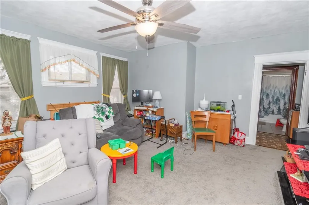 1060 1062 Park Avenue Woonsocket RI 02895