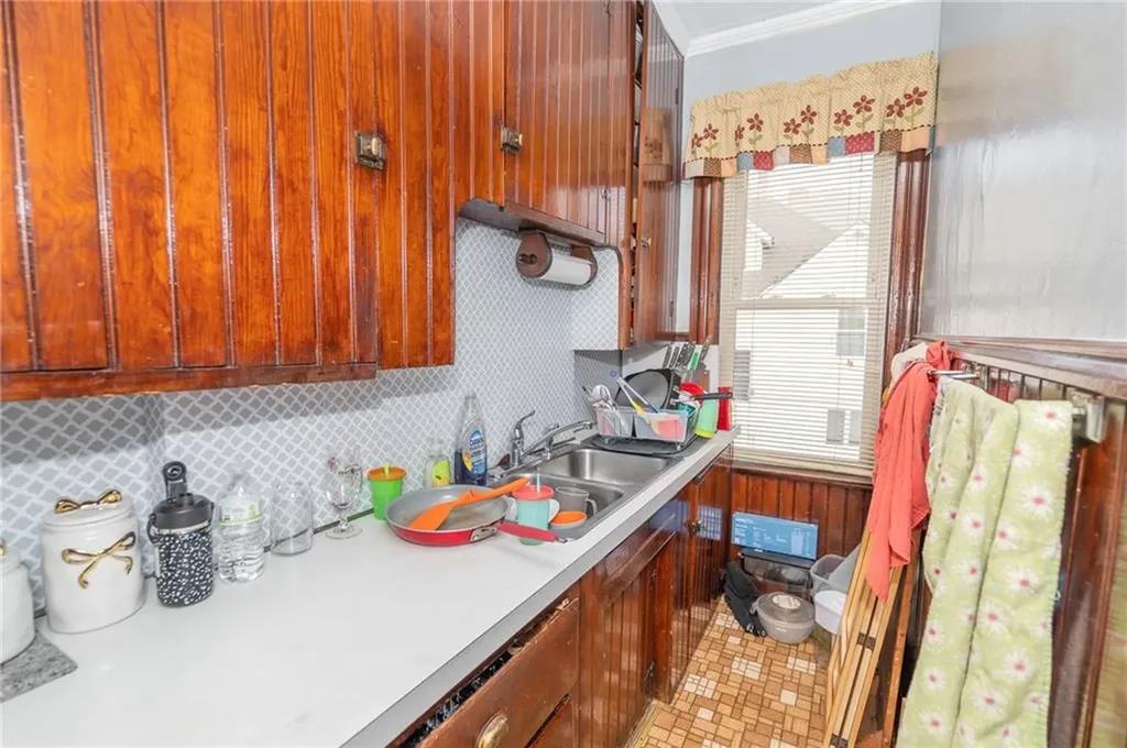 1060 1062 Park Avenue Woonsocket RI 02895