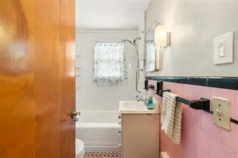 359 Williston Way Pawtucket RI 02861