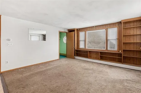 359 Williston Way Pawtucket RI 02861