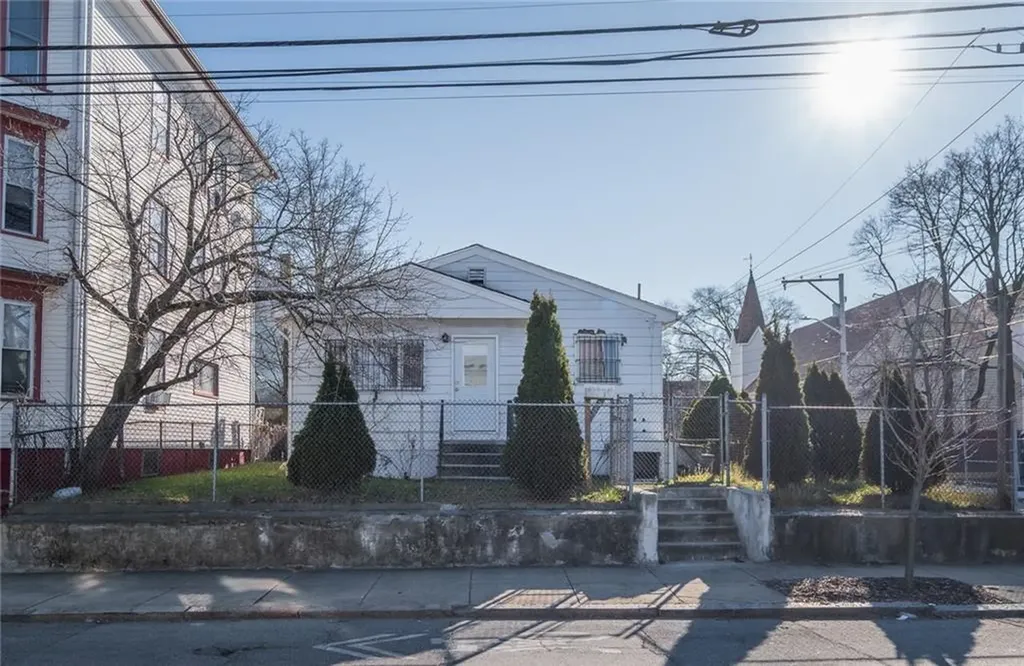 138 Oxford Street Providence RI 02905