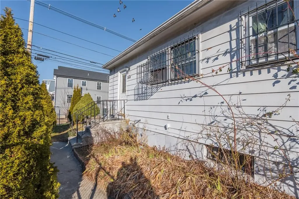 138 Oxford Street Providence RI 02905