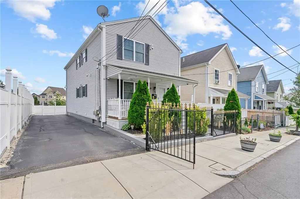21 Steere Avenue Providence RI 02909