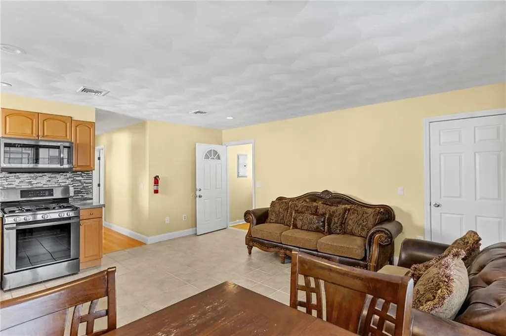 21 Steere Avenue Providence RI 02909