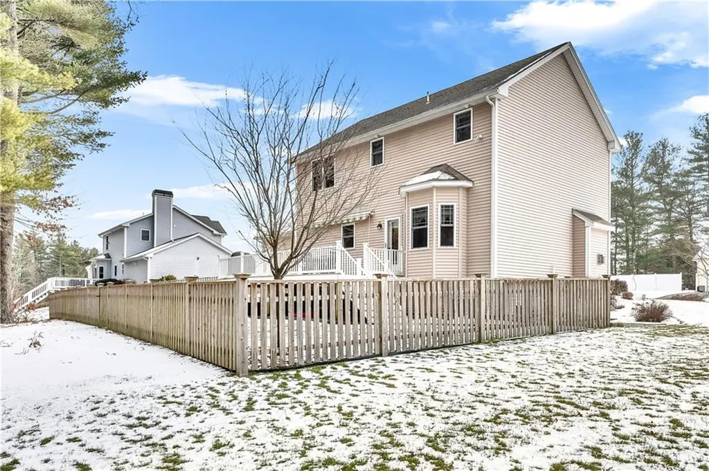 53 Scenic Way Exeter RI 02822