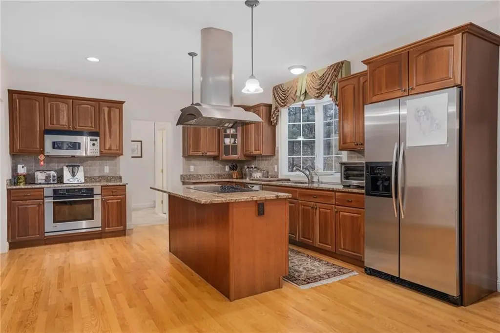 20 Bailey Boulevard East Greenwich RI 02818