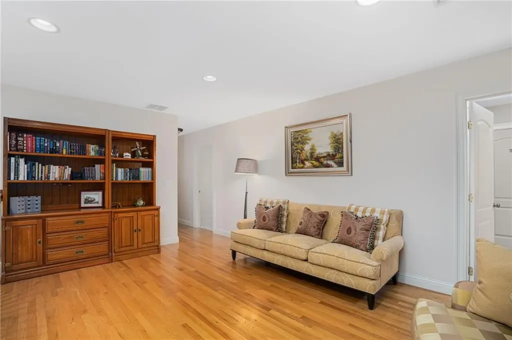 20 Bailey Boulevard East Greenwich RI 02818
