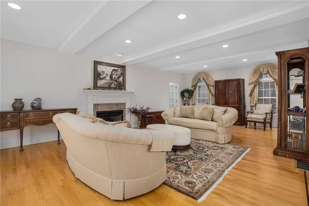 20 Bailey Boulevard East Greenwich RI 02818