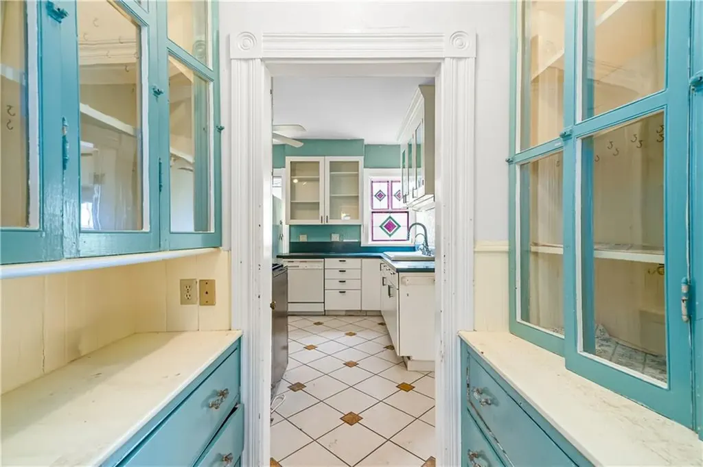 131 Lexington Avenue Providence RI 02907