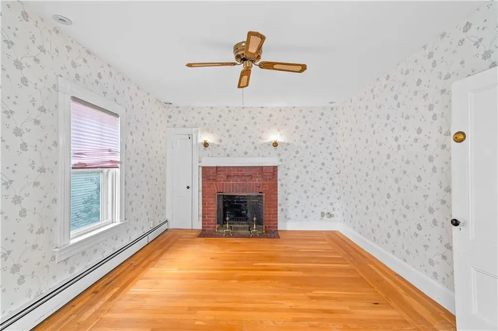 131 Lexington Avenue Providence RI 02907