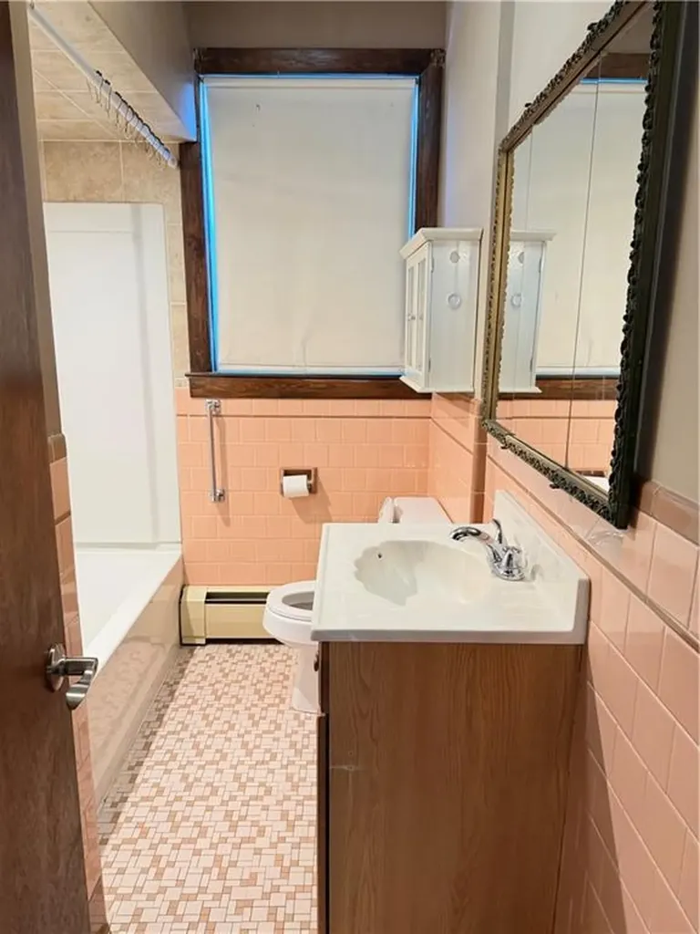 110 Burbank Street Cranston RI 02910