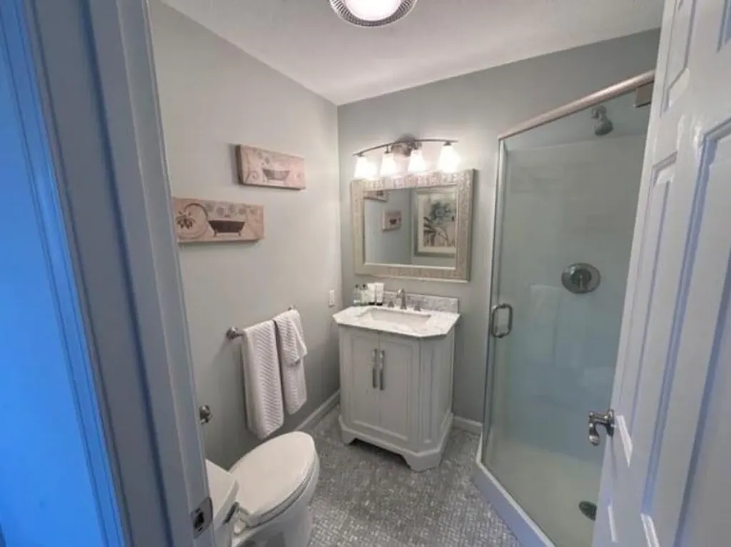 88 Nipmuc Trail North Providence RI 02904