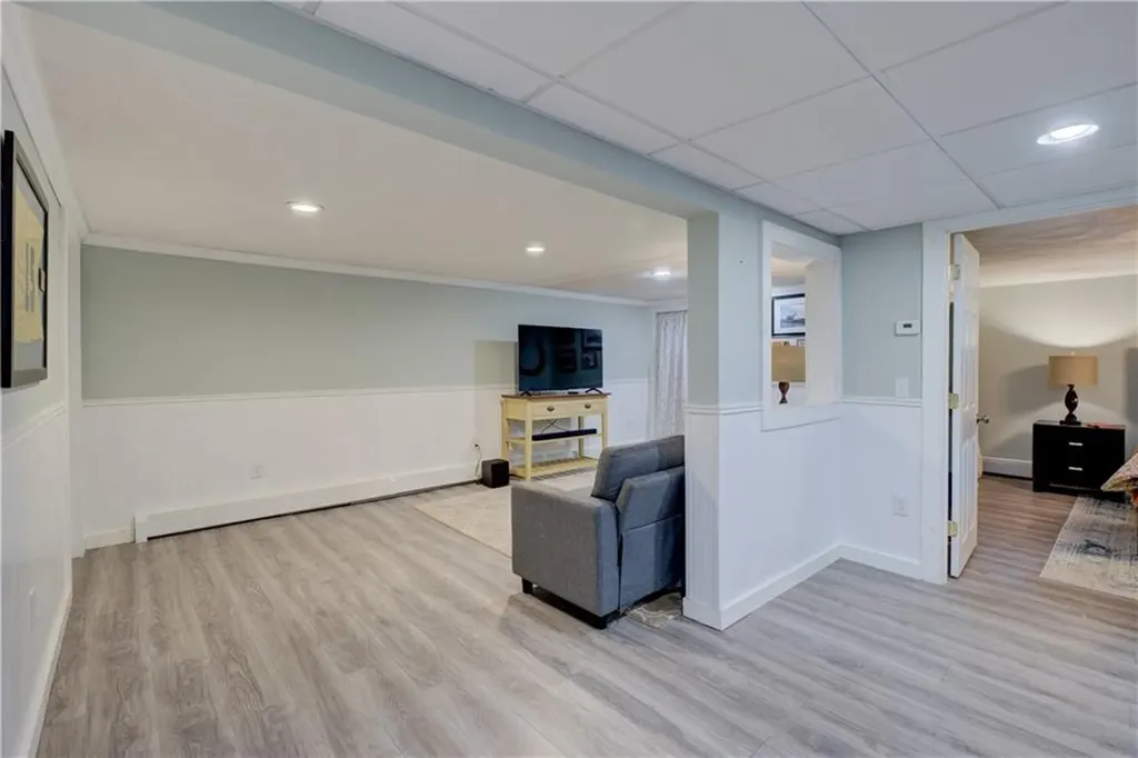 43 Viking Drive Portsmouth RI 02871