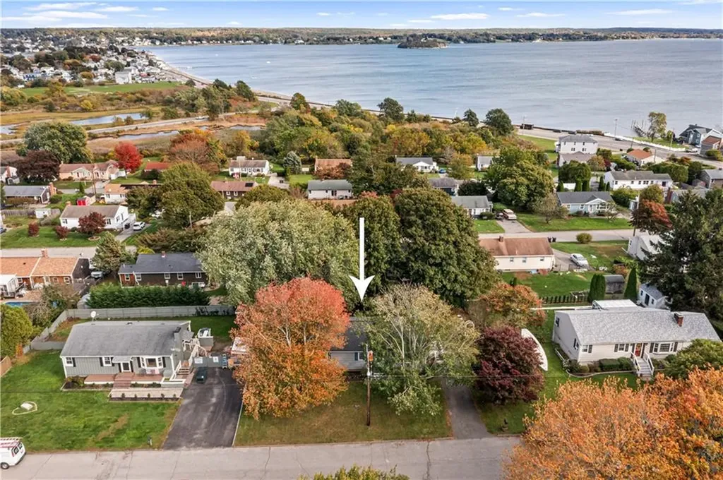 43 Viking Drive Portsmouth RI 02871