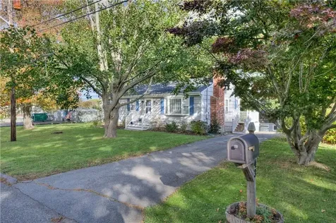 43 Viking Drive Portsmouth RI 02871