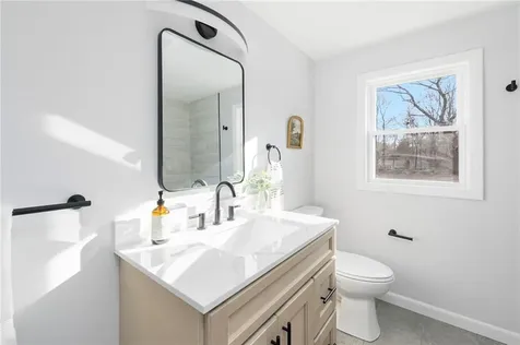 156 Bethany Lane North Kingstown RI 02852