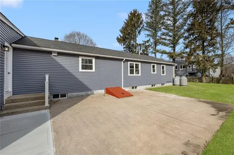 156 Bethany Lane North Kingstown RI 02852