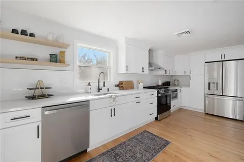 156 Bethany Lane North Kingstown RI 02852