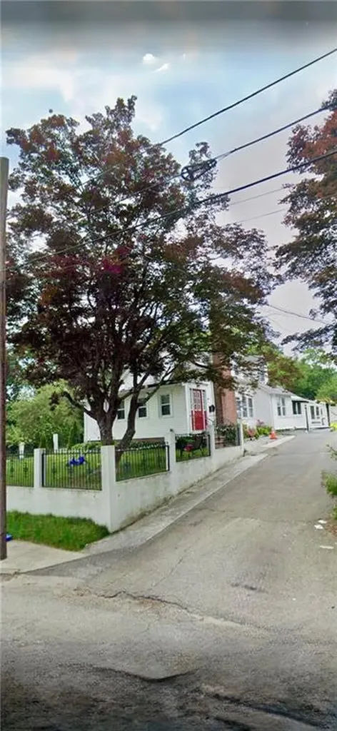1 Hodsell Street Cranston RI 02910