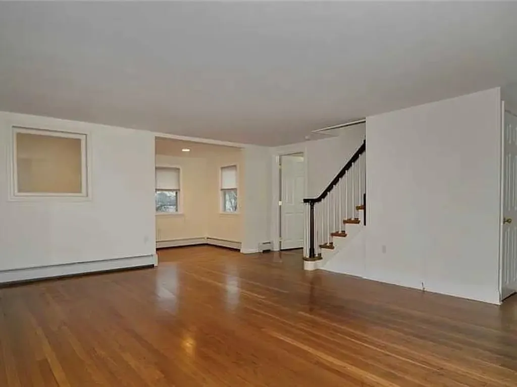 1 Hodsell Street Cranston RI 02910