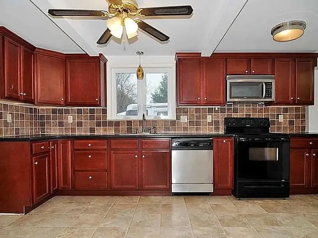 1 Hodsell Street Cranston RI 02910
