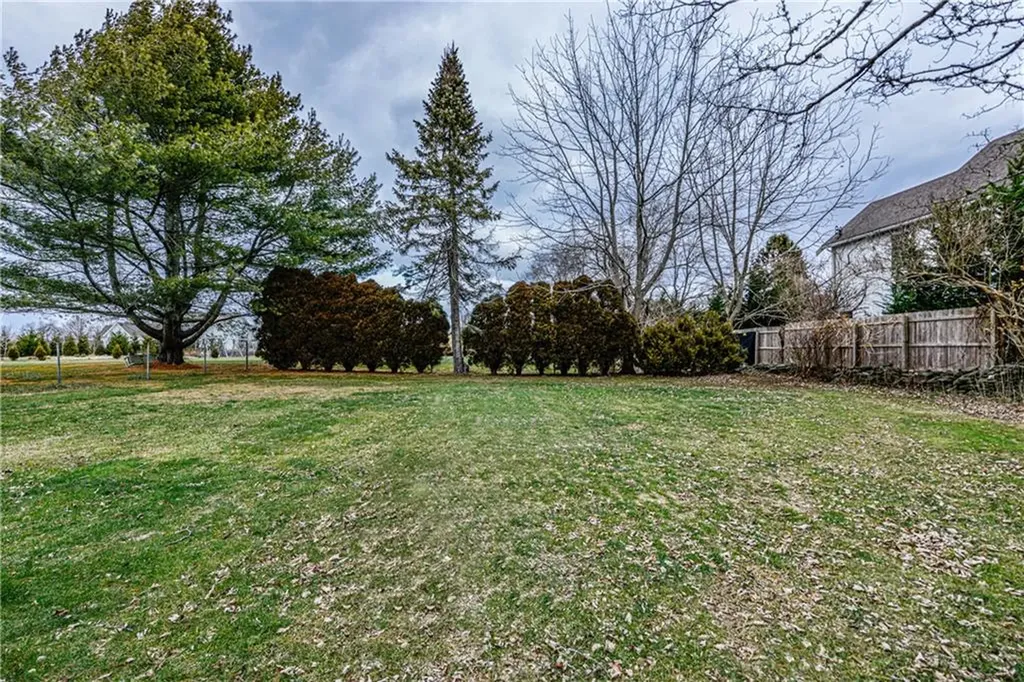 222 Peckham Avenue Middletown RI 02842