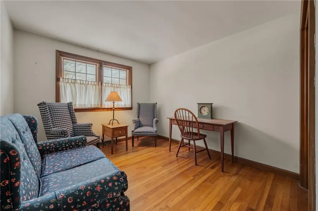 75 Lantern Lane North Kingstown RI 02852