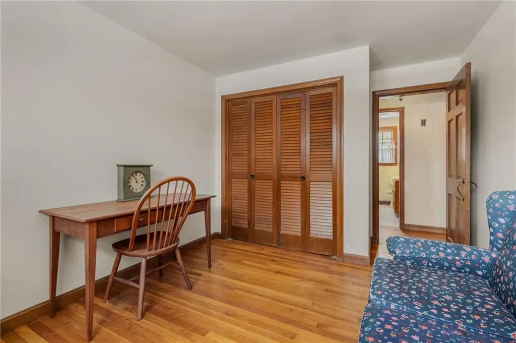 75 Lantern Lane North Kingstown RI 02852